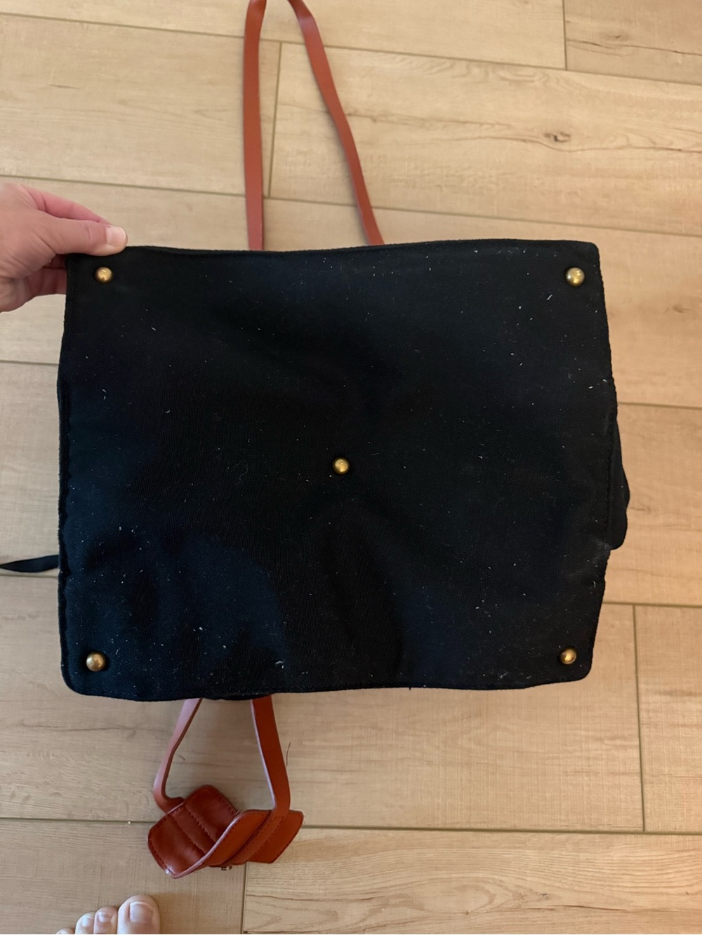 caraa Market Tote in Black - Picture 9 of 13